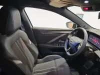 Usado Opel Astra 180 CV (132 kW) 2025 Amarillo Utilitario