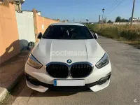 Usado BMW 118 150 CV (110 kW) 2021 Blanco Berlina