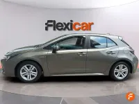 Usado Toyota Corolla Active 122 CV (89 kW) 2019 Verde Utilitario