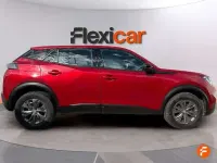 Usado Peugeot 2008 Active 101 CV (74 kW) 2023 Rojo SUV