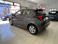 Käytetty Toyota Yaris 125 HP (91 kW) 2023 Harmaa Viistoperä