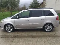 Usado Opel Zafira Enjoy 150 CV (110 kW) 2007 Gris / plata Monovolumen