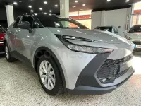 Begagnad Toyota C-HR Advance 140 HK (102 kW) 2024 Grå SUV