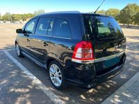 usado Opel Zafira Zafira B2011