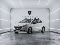 Usado Peugeot 208 68 CV (50 kW) 2015 Blanco Utilitario