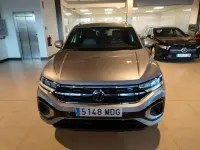 Usado VW T-Roc R-line 150 CV (110 kW) 2023 Gris SUV