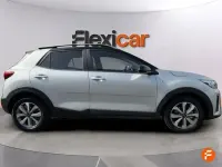 Usado Kia Stonic 84 HP (61 kW) 2023 Cinzento SUV