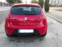 Usado Seat Leon Sport 140 CV (102 kW) 2005 Rojo Berlina