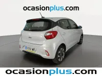 Usado Hyundai i10 67 CV (49 kW) 2024 Gris Utilitario