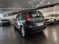 Usado Renault Scénic III Dynamique 110 CV (80 kW) 2011 Marrón Monovolumen