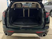 Usado Alfa Romeo Stelvio Executive 160 CV (117 kW) 2020 Verde SUV
