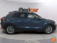 Usado VW T-Roc 110 CV (80 kW) 2024 Gris SUV