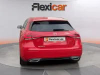 Usado Mercedes A180 116 CV (85 kW) 2019 Rojo Berlina