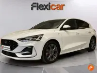Usado Ford Focus ST-Line 155 CV (114 kW) 2022 Blanco Berlina