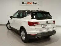 Usado Seat Arona FR 110 CV (80 kW) 2023 Blanco SUV