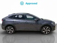 Usado VW Taigo R-line 115 CV (84 kW) 2025 Gris / plata SUV