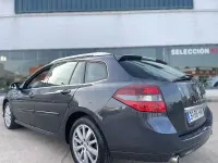 Usado Renault Laguna III Dynamique 130 CV (95 kW) 2013 Gris / plata Berlina