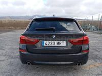 Usado BMW 520 Luxury Line 190 CV (139 kW) 2018 Gris / plata Familiar