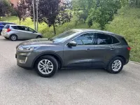 Usado Ford Kuga Trend 120 CV (88 kW) 2020 Gris SUV