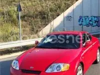Usado Hyundai Coupé 143 CV (105 kW) 2003 Rojo Coupe