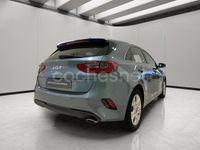 Usado Kia Ceed 120 CV (88 kW) 2022 Verde Utilitario