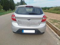 Usado Ford Ka Plus 70 CV (51 kW) 2017 Gris / plata Utilitario