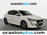 Usado Peugeot 208 Allure 100 CV (73 kW) 2021 Blanco Utilitario