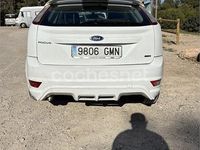 Usado Ford Focus Trend 115 CV (84 kW) 2009 Blanco Berlina
