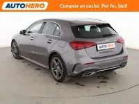 Usado Mercedes A200 AMG line 150 CV (110 kW) 2023 Gris Berlina