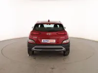 Usado Hyundai Kona 120 CV (88 kW) 2023 Rojo SUV