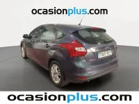 Usado Ford Focus Trend 125 CV (91 kW) 2012 Gris Utilitario