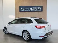 Usado Seat Leon FR 150 CV (110 kW) 2018 Blanco Familiar