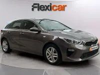 Usado Kia Ceed 140 CV (102 kW) 2020 Marrón Utilitario