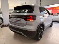 Usado VW T-Cross Sport 110 CV (80 kW) 2022 Plateado SUV