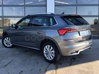 Usado Skoda Kamiq Ambition 110 CV (80 kW) 2022 Gris / plata SUV