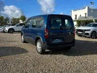 Usado Peugeot Rifter Active 100 CV (73 kW) 2021 Azul Monovolumen