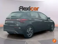 Usado Hyundai i20 84 CV (61 kW) 2024 Negro Utilitario