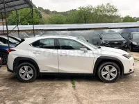 Usado Lexus UX Executive Line 184 CV (135 kW) 2022 Blanco SUV