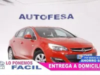 Usado Opel Astra Selective 140 CV (102 kW) 2015 Rojo Berlina