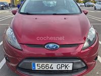 Usado Ford Fiesta Trend 96 CV (70 kW) 2009 Granate Berlina