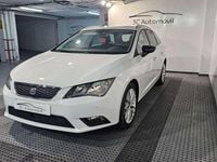 Usado Seat Leon ST Style 150 CV (110 kW) 2015 Blanco Familiar