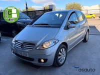 Usado Mercedes A170 Elegance 116 CV (85 kW) 2006 Gris / plata Monovolumen