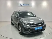 Usado VW T-Roc R-line 115 CV (84 kW) 2025 Gris / plata SUV