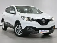 Usado Renault Kadjar Zen 130 CV (95 kW) 2016 Blanco SUV