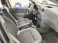 Usado Dacia Sandero Essentiel 90 CV (66 kW) 2019 Gris Utilitario