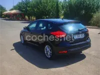 Usado Ford Focus Trend 115 CV (84 kW) 2015 Negro Berlina