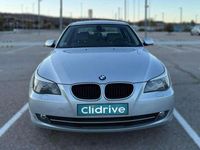 Usado BMW 520 177 CV (130 kW) 2009 Gris Berlina