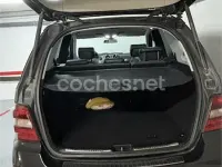 Usado Mercedes ML280 190 CV (139 kW) 2007 Negro SUV
