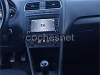 Usado VW Polo 75 CV (55 kW) 2012 Gris / plata Berlina
