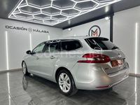 Usado Peugeot 308 SW Active 116 CV (85 kW) 2015 Azul Familiar